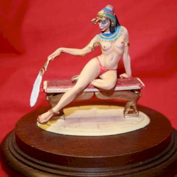 KLEOPATRA 75mm by miniatureart