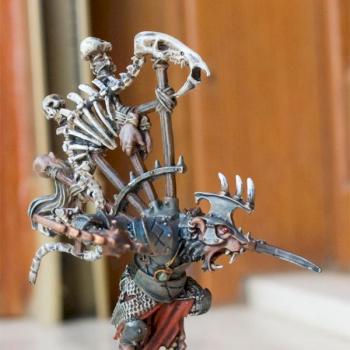 Skaven Queek Headtaker by Pinza