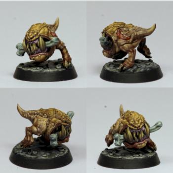Hungry Squig by HoneyBrush