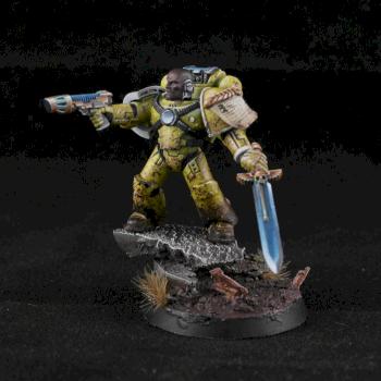 Imperial Fist Veteran sgt. by Lazerhead3000