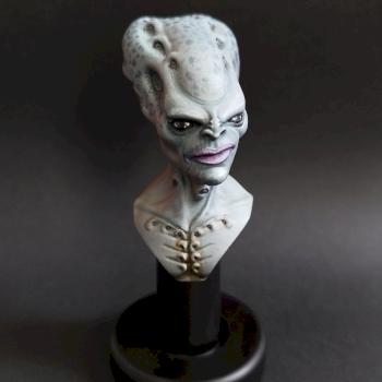 Alien Bust by criiokustom
