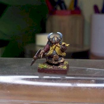 dwarf warrior by charliess