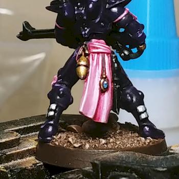 Eldar Dire Avenger by Oblio