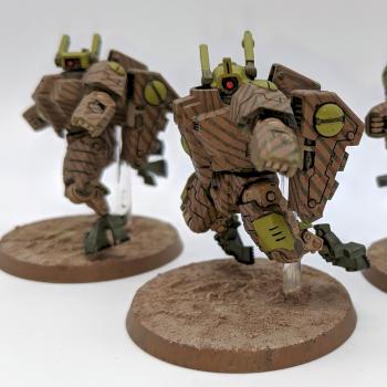 XV8 Crisis Battlesuits by Seboh