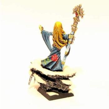 Alarielle, the Everqueen by moczulek