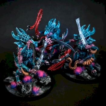 Tyranid Warriors by CriticalStatePatient