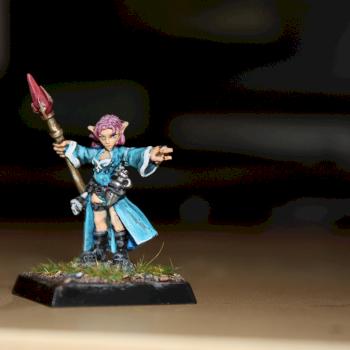 Cassie, Female Gnome Wizzard by Heretic668