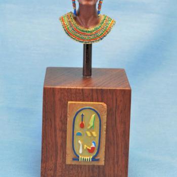 nefertiti by Bonebor