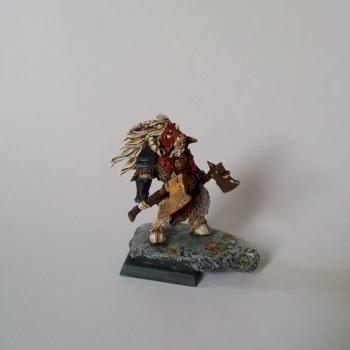 Albino Beastmen Lord by feekejames