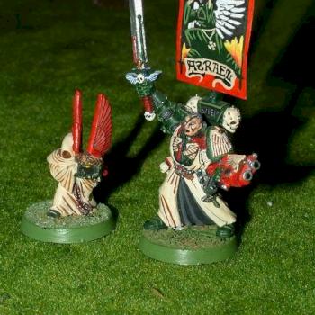 Commander Azrael & Helmet Bearer by Tussky