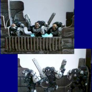 Black Templar Initiates fighting by Sigismund