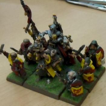 Bretonnian Grail Reliquae and Battle Pilgrims by DerFeind