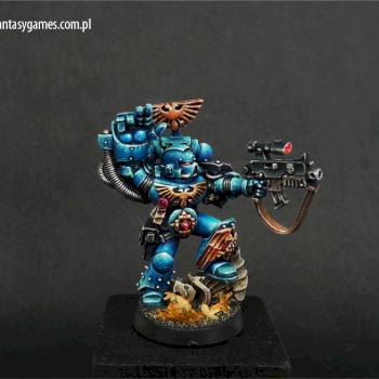 Space Marine Sergeant (Web Exclusive) by fantasygames.com.pl