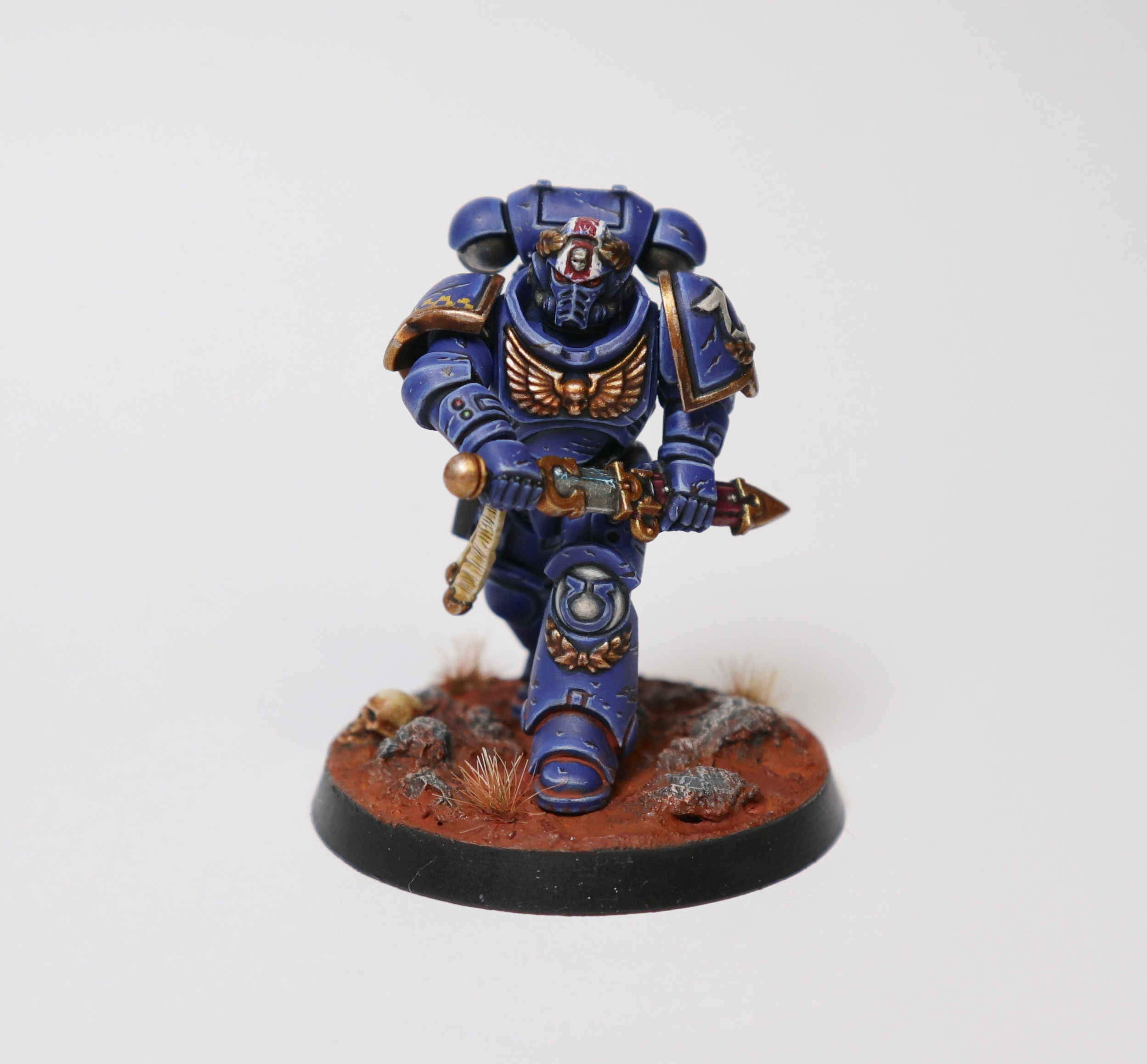 WARHAMMER 40K PRIMARIS Space Marine Lieutenant Calsius Unpainted R73