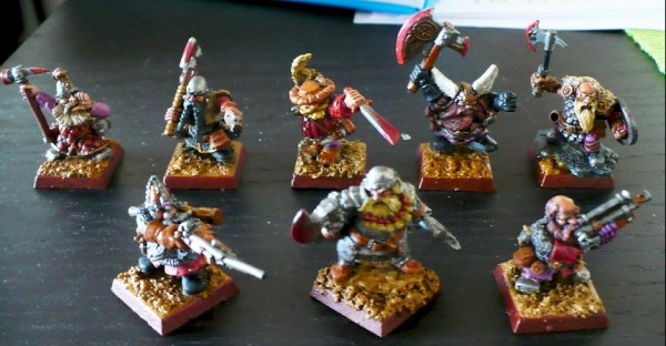 first part of my growing Dwarf Treasure Hunters for Mordheim by Dark Spawn