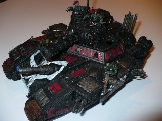 looted baneblade by inscalescenery