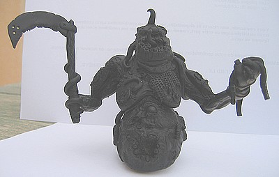 un grand immonde en fimo by valzak