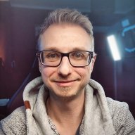 NerdmitBrille